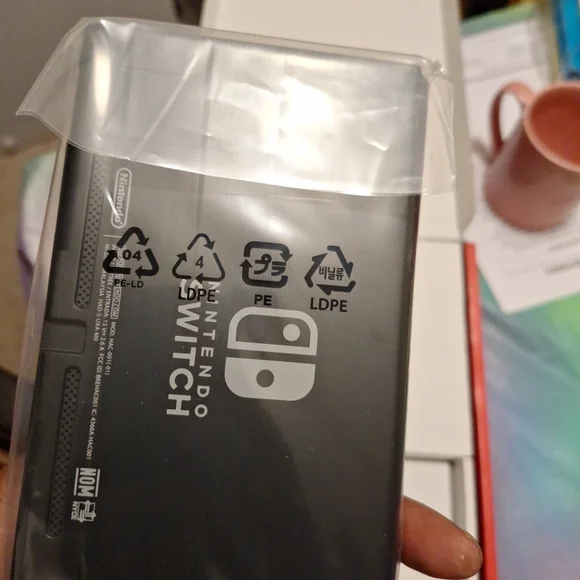 NINTENDO SWITCH - Picture 6 of 6